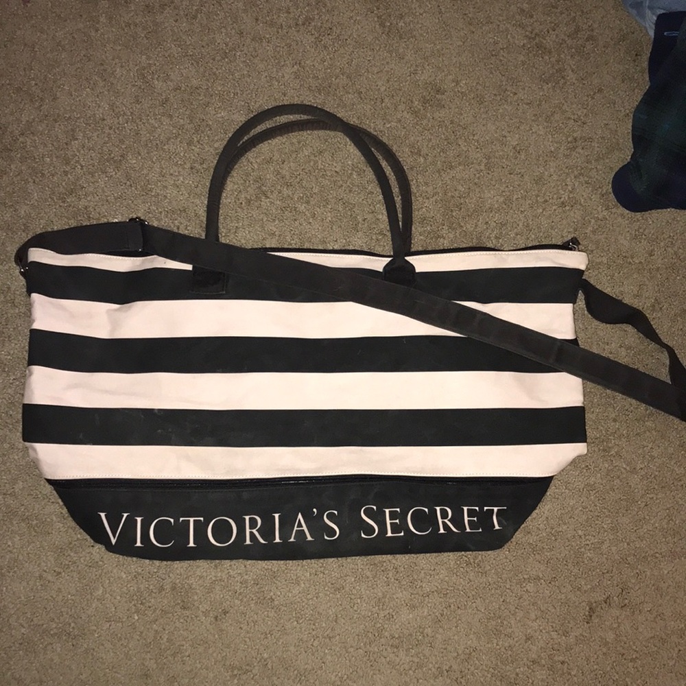 Victoria’s Secret large extendable bag